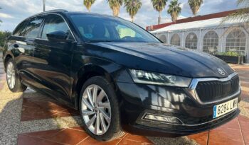 SKODA OCTAVIA COMBI STYLE 2.0 TDI 150CV lleno
