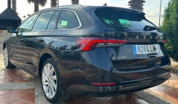 SKODA OCTAVIA COMBI STYLE 2.0 TDI 150CV lleno