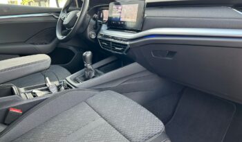 SKODA OCTAVIA COMBI STYLE 2.0 TDI 150CV lleno