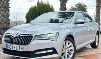 SKODA SUPERB AMBITION 2.0 TDI 150CV lleno