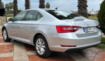 SKODA SUPERB AMBITION 2.0 TDI 150CV lleno