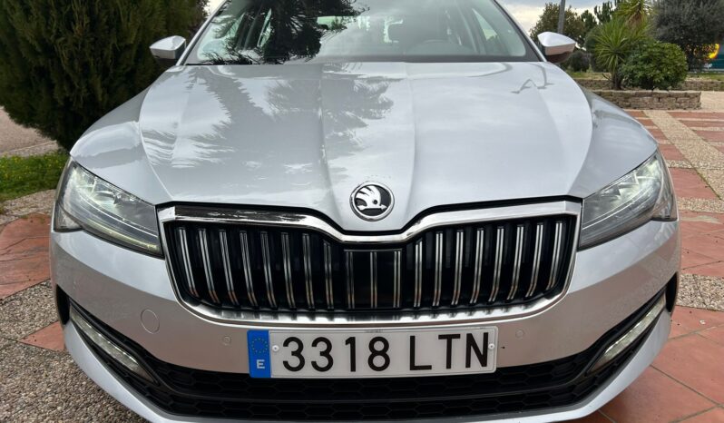 SKODA SUPERB AMBITION 2.0 TDI 150CV lleno