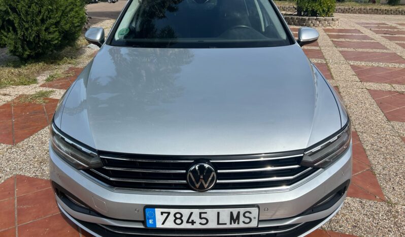 VOLKSWAGEN PASSAT VARIANT EXECUTIVE 2.0 TDI 150CV lleno