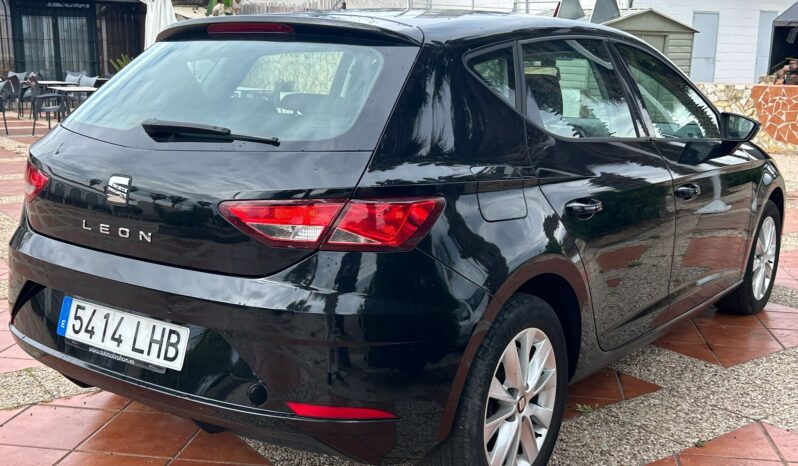SEAT LEON STYLE 1.6 TDI 115CV lleno