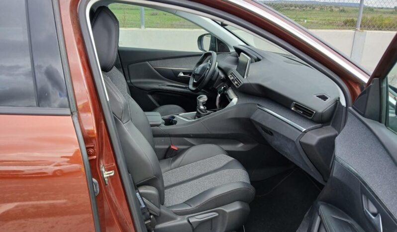 PEUGEOT 3008 ALLURE 1.5 HDI 130CV lleno
