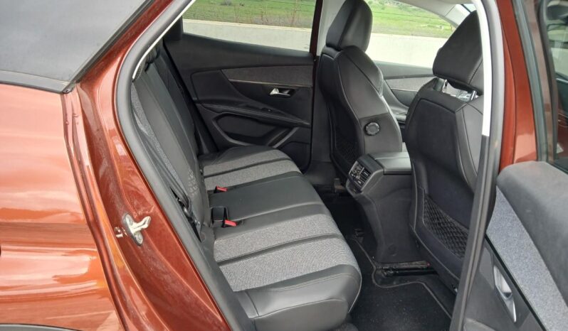 PEUGEOT 3008 ALLURE 1.5 HDI 130CV lleno