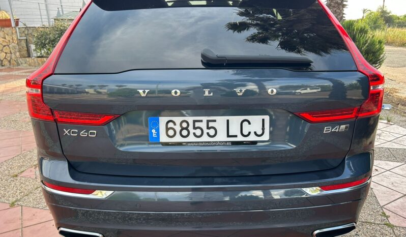 VOLVO XC60 2.0 B4 D4 AWD 197CV INSCRIPTION 2019 lleno