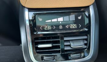 VOLVO XC60 2.0 B4 D4 AWD 197CV INSCRIPTION 2019 lleno