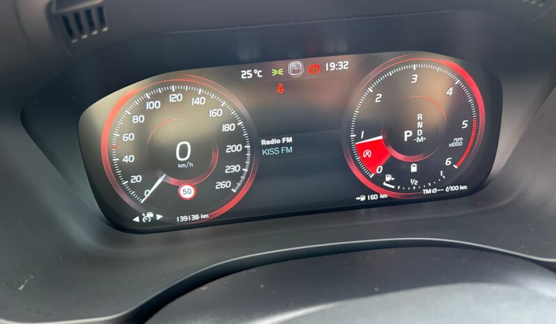 VOLVO XC60 2.0 B4 D4 AWD 197CV INSCRIPTION 2019 lleno
