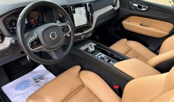 VOLVO XC60 2.0 B4 D4 AWD 197CV INSCRIPTION 2019 lleno