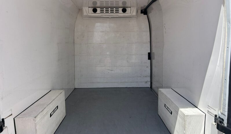 RENAULT Master L2H2 135CV ISOTERMO CON FRIO lleno