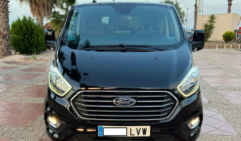 FORD TRANSIT CUSTOM COMBI 320 L2 TITANIUM 2.0 TDCI 130CV 8 PLAZAS lleno