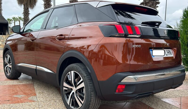 PEUGEOT 3008 ALLURE 1.5 HDI 130CV lleno