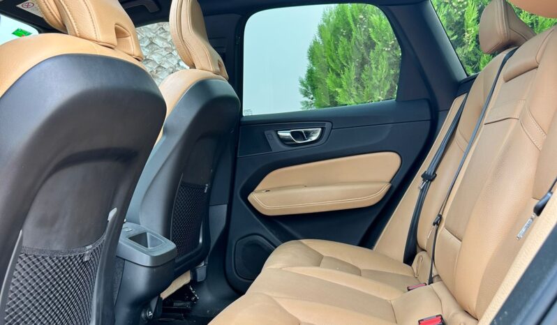 VOLVO XC60 INSCRIPTION AWD D4 195CV lleno