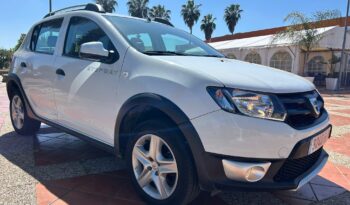 DACIA SANDERO STEPWAY 1.5 DCI 90 CV lleno