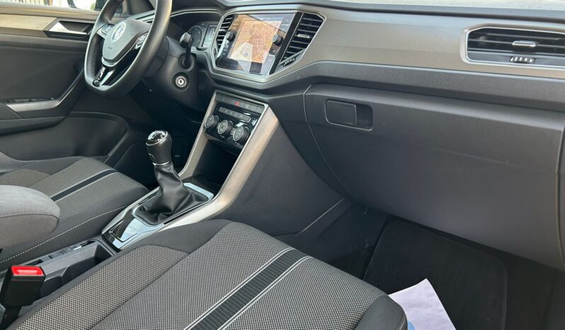 VOLKSWAGEN T-ROC ADVANCE 2.0 TDI 150CV lleno