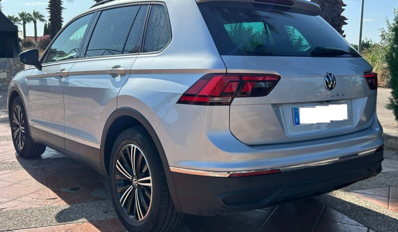 VOLKSWAGEN TIGUAN LIFE 2.0 TDI 150CV 2022 lleno