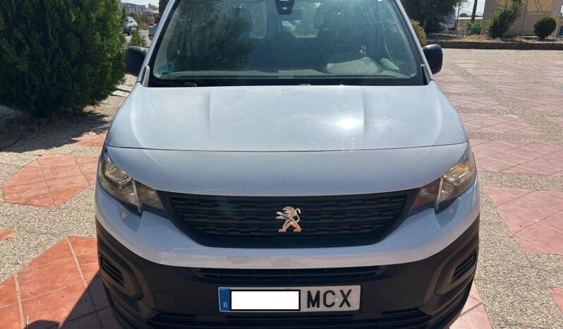 PEUGEOT RIFTER ACTIVE PACK BUSIN STANDARD 1.5 BLUEHDI 100CV lleno
