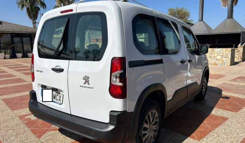 PEUGEOT RIFTER ACTIVE PACK BUSIN STANDARD 1.5 BLUEHDI 100CV lleno