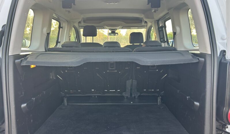PEUGEOT RIFTER ACTIVE PACK BUSIN STANDARD 1.5 BLUEHDI 100CV lleno