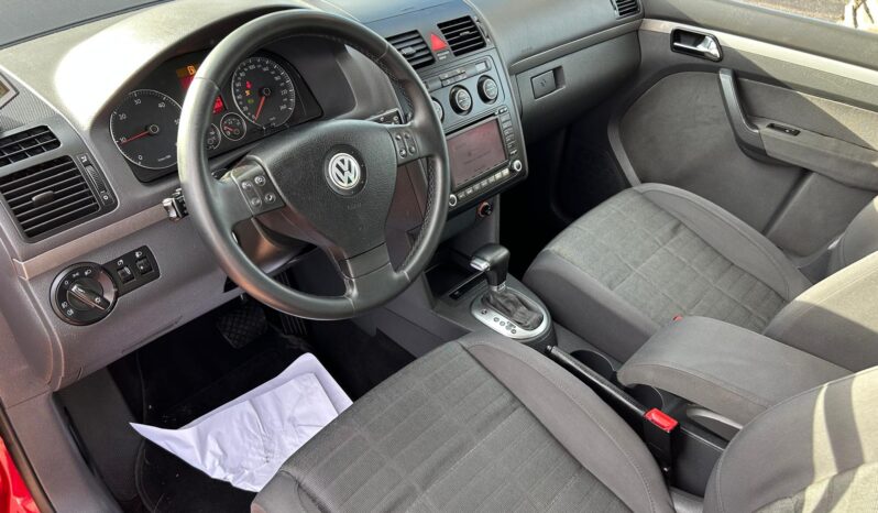 VOLKSWAGEN TOURAN  BLUEMOTION 2.0 TDI 140CV lleno