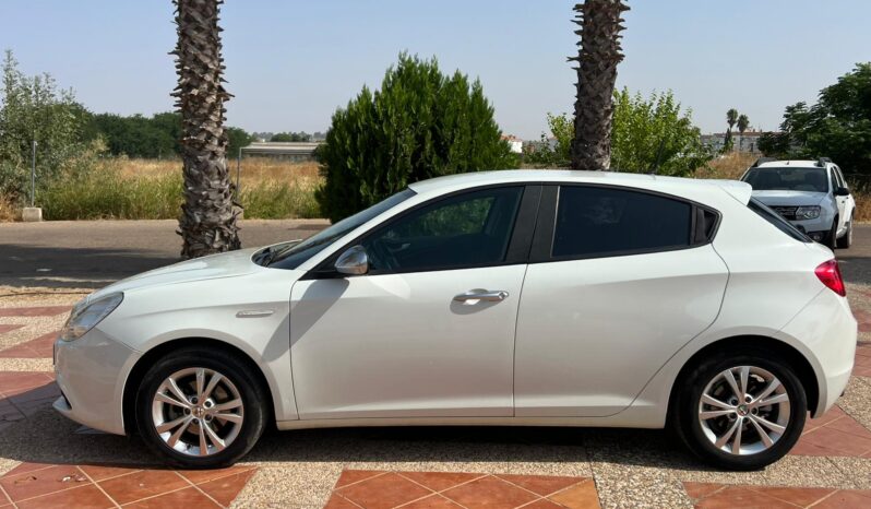 ALFA ROMEO GIULIETTA 1.6 105CV lleno