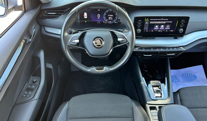 SKODA OCTAVIA AMBITION 2.0 TDI 150CV lleno