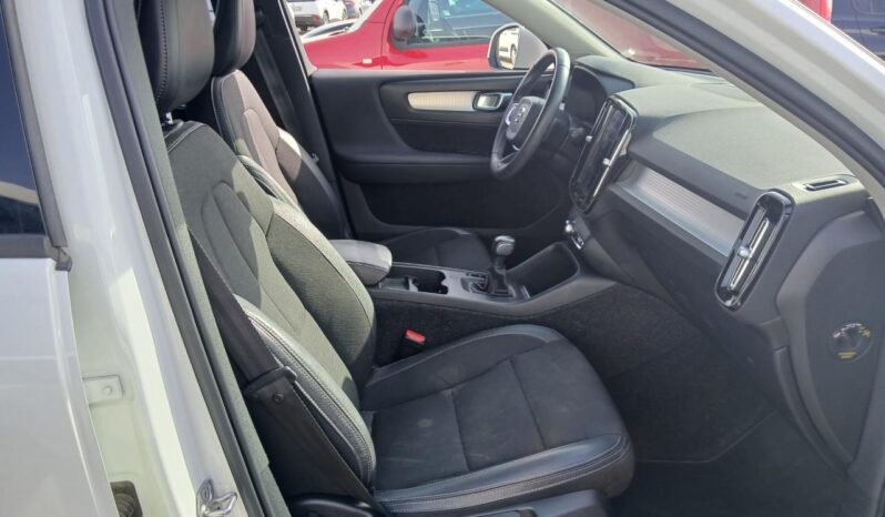 VOLVO XC40 BUSINESS PLUS 2WD D3 150CV lleno