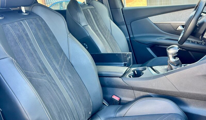 PEUGEOT 3008 GT 1.5 BLUEHDI 130CV lleno