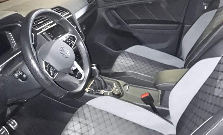 VOLKSWAGEN Tiguan RLine 2.0 TDI DSG 4Motion lleno
