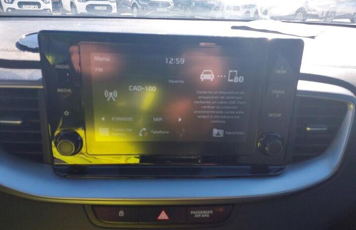 KIA CEED DRIVE 1.6CRDI 115CV lleno